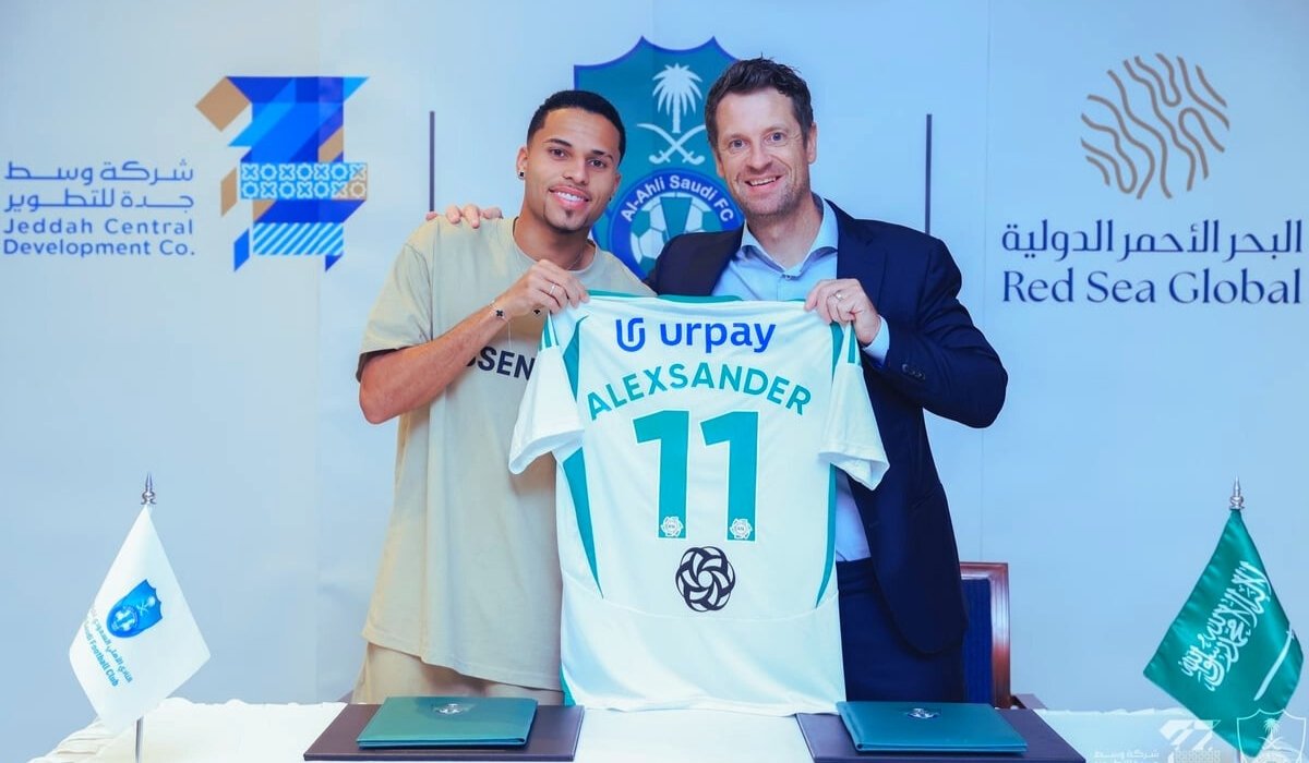 "رسمياً" البرازيلي ألكسندر أهلاوي لمدة 3 سنوات.. لاعب وسط نادي فلومينيسي البرازيلى 5 “رسمياً” البرازيلي ألكسندر أهلاوي لمدة 3 سنوات.. لاعب وسط نادي فلومينيسي البرازيلى
