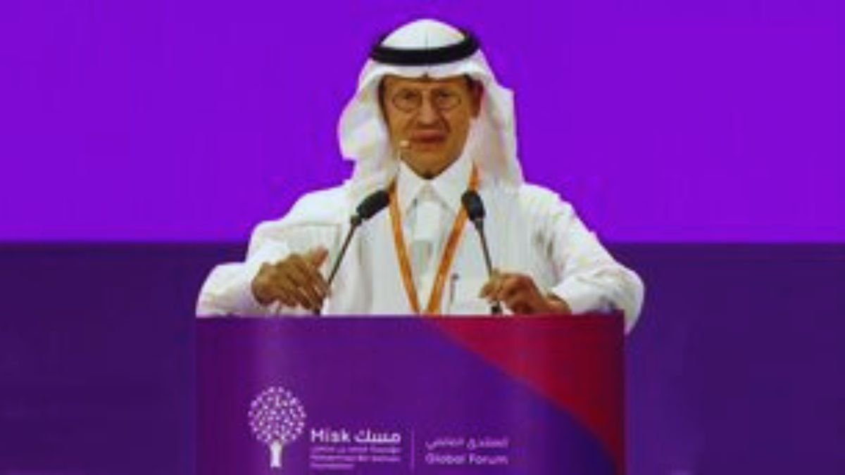 إجابة الأمير عبدالعزيز بن سلمان على سؤال بطلة تحدي القراءة.. في منتدى مسك العالمي 2024 5 إجابة الأمير عبدالعزيز بن سلمان على سؤال بطلة تحدي القراءة.. في منتدى مسك العالمي 2024