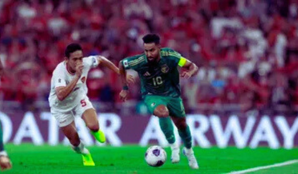 صراع المنتخب السعودي والمنتخب الإندونيسي على الفوز