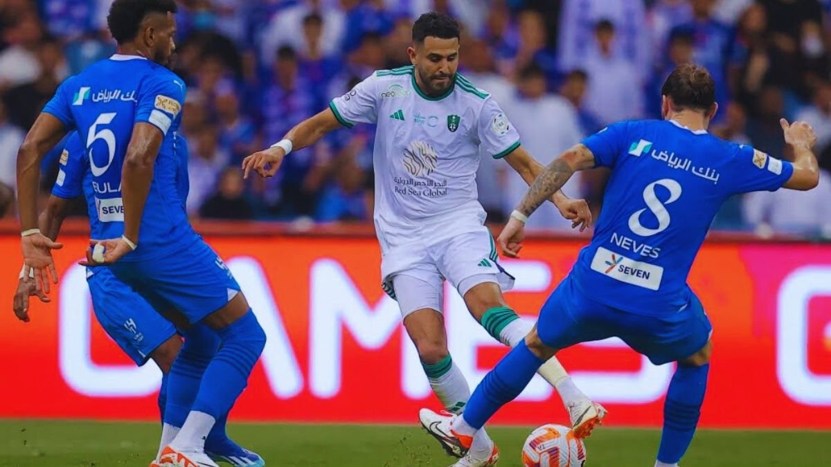 موعد مباراة الهلال والأهلي والقنوات الناقلة 