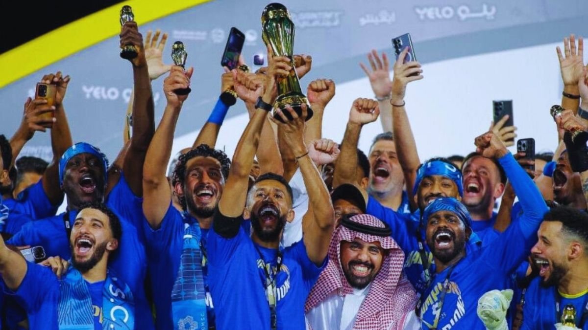 فرحة نادي نيوم بالبطولة 