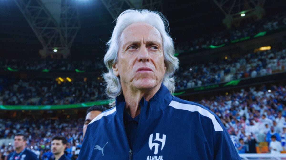 مدرب الهلال السابق